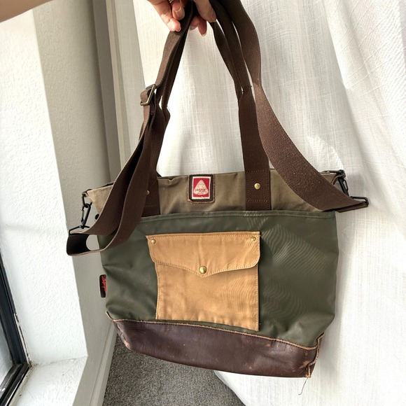 Jansport Other - JanSport Seattle Skip Yowell Green Machine Brannon Messenger‎ Tote Bag Rare